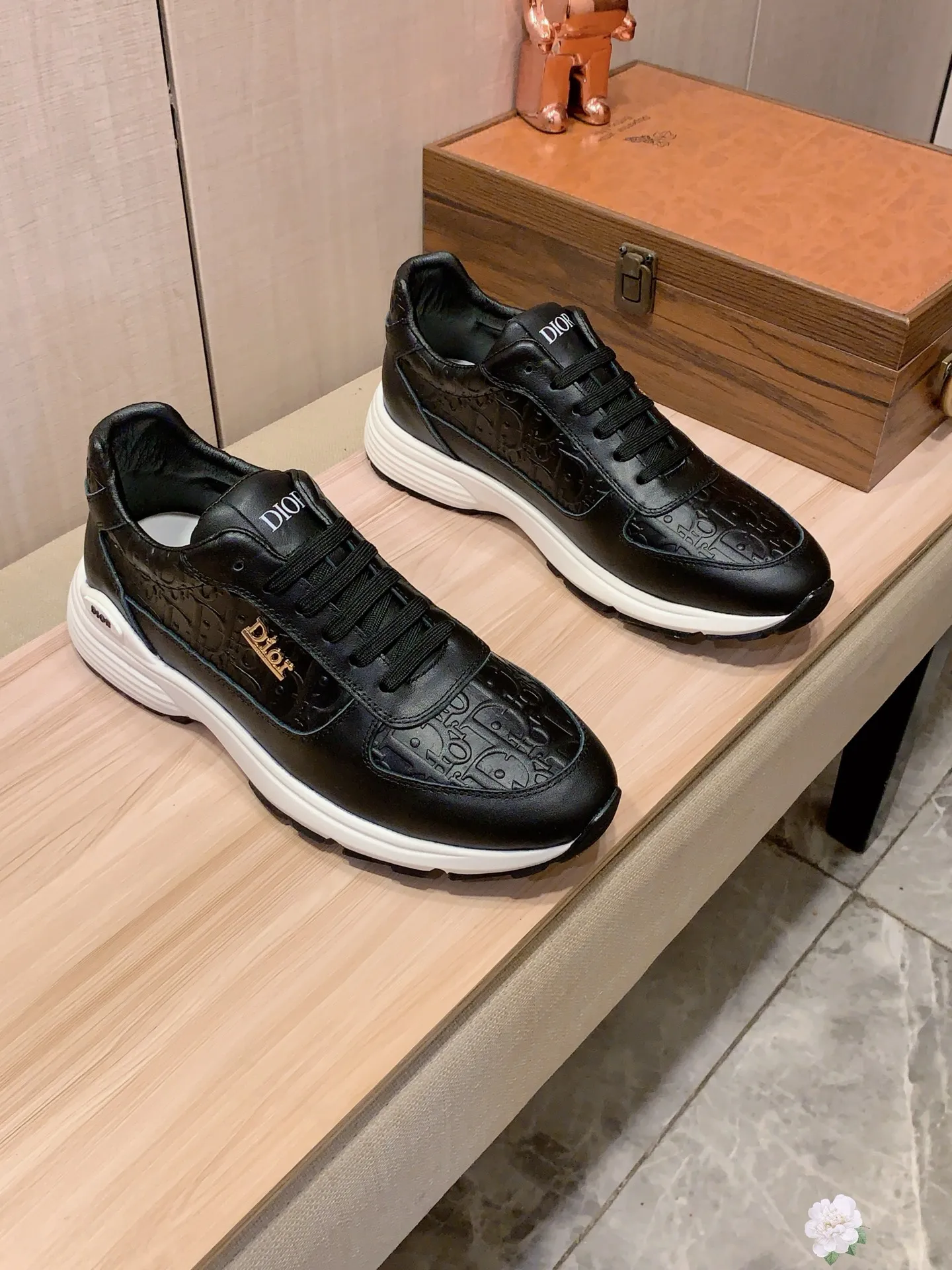 Men's Men's Shoes💰460💰💰🎩🎩[Lightning][Lightning] "Dior DIOR*" The latest and most popular casual shoes, top brand [seduce] luxury~purchase, top~quality. [Strong] The upper is made of imported breathable cowhide with material ➕ breathable sheepskin feet (•) and fine workmanship. The original stylish and stylish soft rubber wear-resistant and non-slip outsole is light and comfortable on the feet. The real thing looks better when photographed in person. No. 0121: Code: 38-44, 3️⃣ colors selected